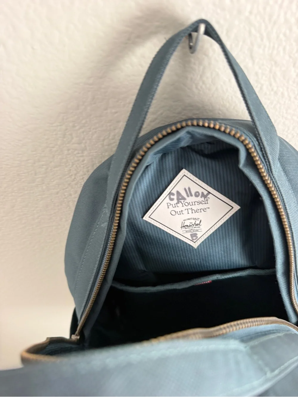 Herschel Supply Company classic herschel